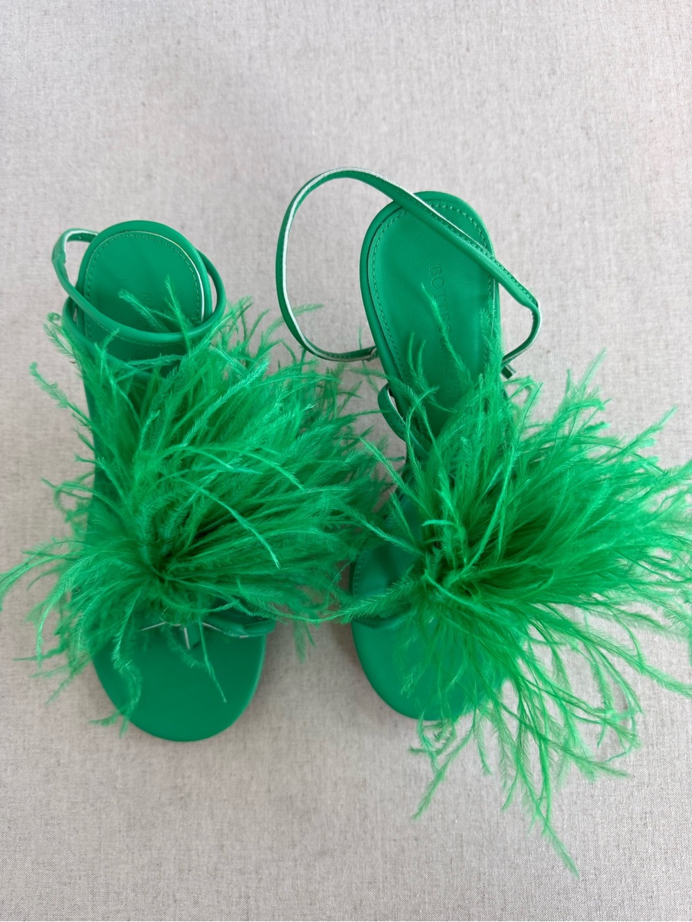 Green Feathered Strap Sandals - Women's Fashion Heels